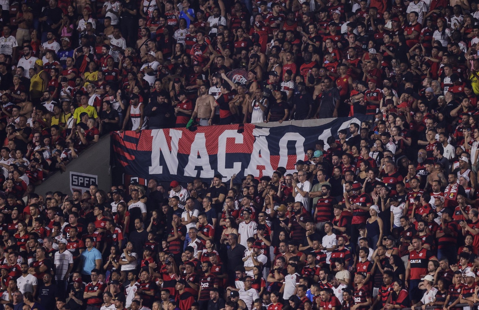 Ingressos para Flamengo x Volta Redonda vários setores disponíveis