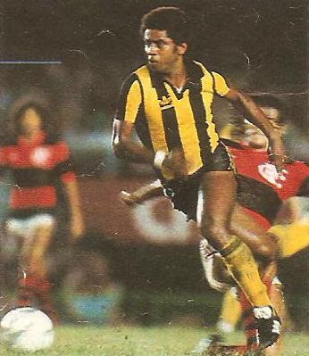 1982: Flamengo x Peñarol (Uruguai)