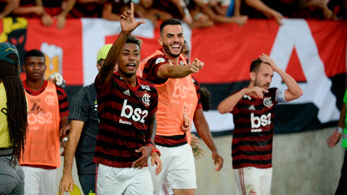 bruno henrique comemora cruzeiro maracanã brasileiro 2019