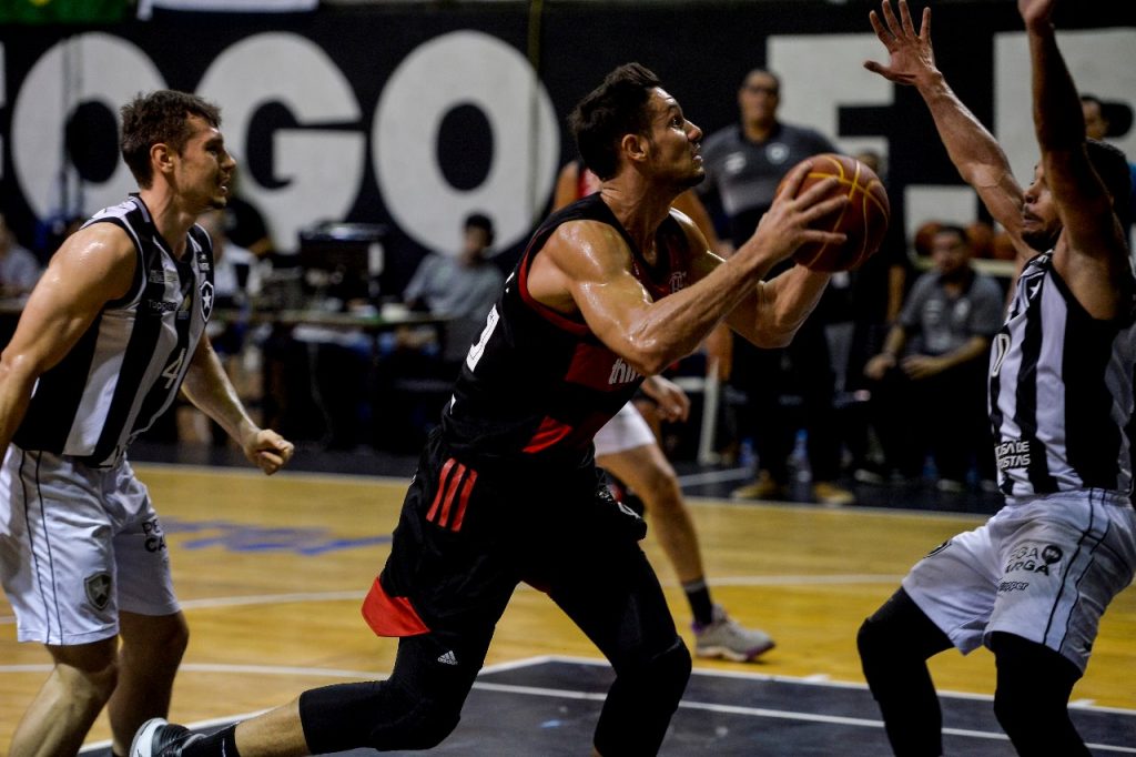 rafa mineiro flamengo basquete