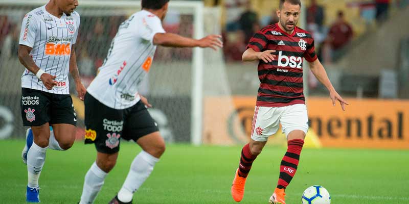 everton ribeiro flamengo corinthians