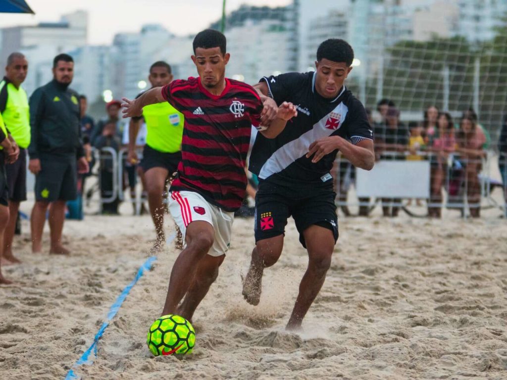gustavinho flamengo vasco