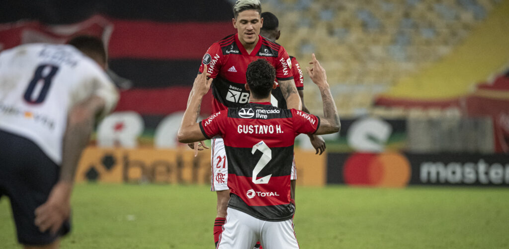 flamengo gustavo henrique pedro