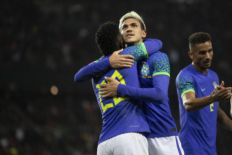 Pedro e Vini Jr ameaçam artilharia de Pelé e CR7 na história dos Mundiais