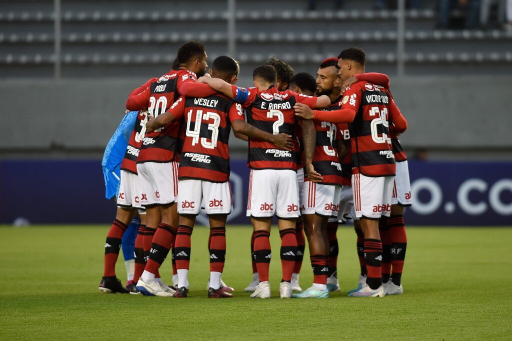 time do flamengo contra o aucas pela libertadores