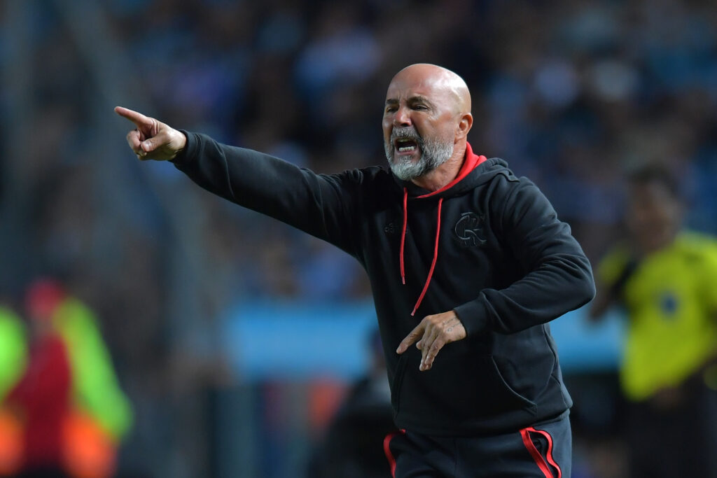 Sampaoli em jogo do Flamengo contra o Racing pela Libertadores