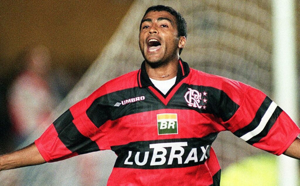 Romário pelo Flamengo. Jogador deu show contra equipe de Amazonas pela Copa do Brasil, mas não no Maracanã.