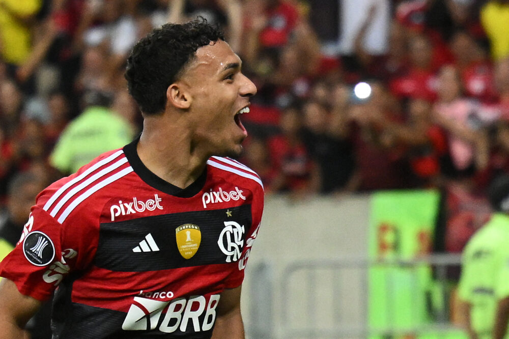 Victor Hugo pode ser reintegrado ao elenco do Flamengo; entenda