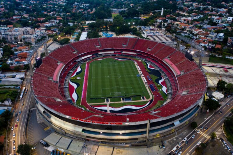 Santos planeja levar jogo contra Flamengo para o Morumbis