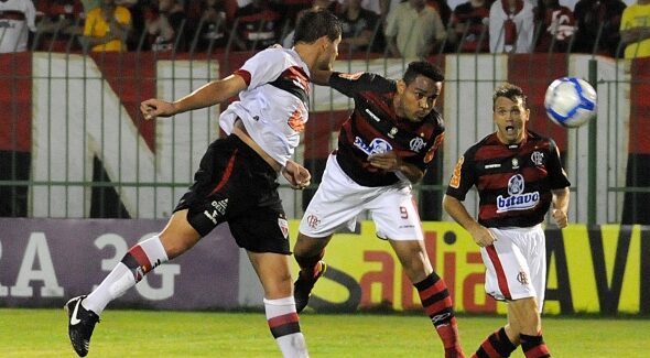 val baiano flamengo