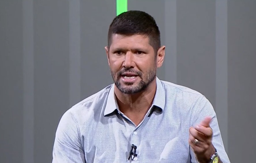Confiança é trunfo que coloca Flamengo como favorito diante o Los Angeles FC, diz Fábio Luciano