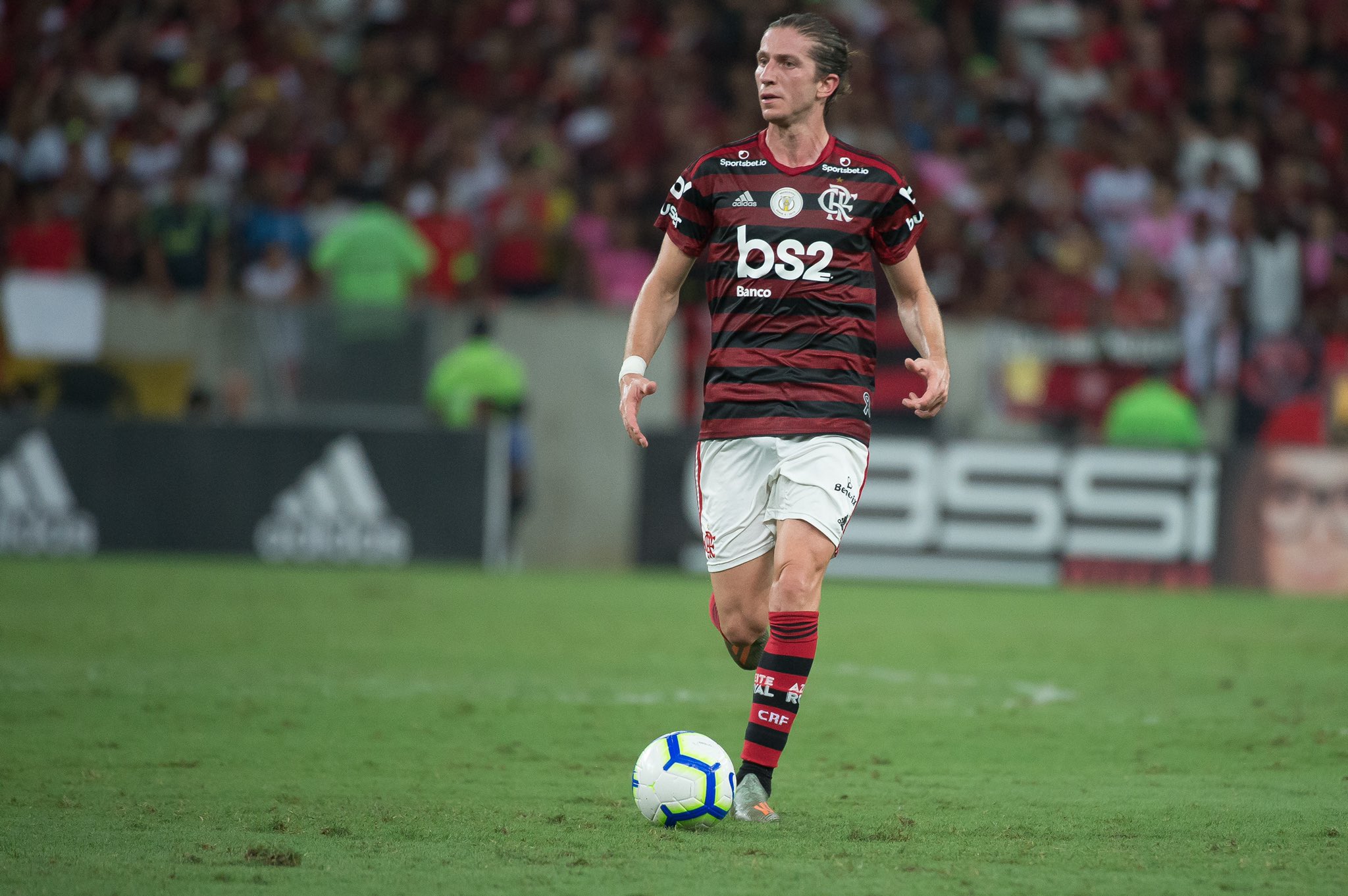 Bayer Leverkusen tentou contratar Filipe Luís antes do Flamengo, revela diretor