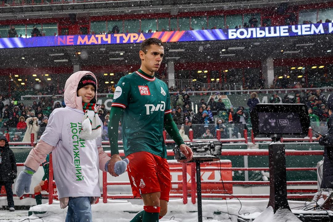 Zagueiro Lucas Fasson em jogo do Lokomotiv Moscou; Empresário do atleta afirmou que o Flamengo tem interesse no atleta