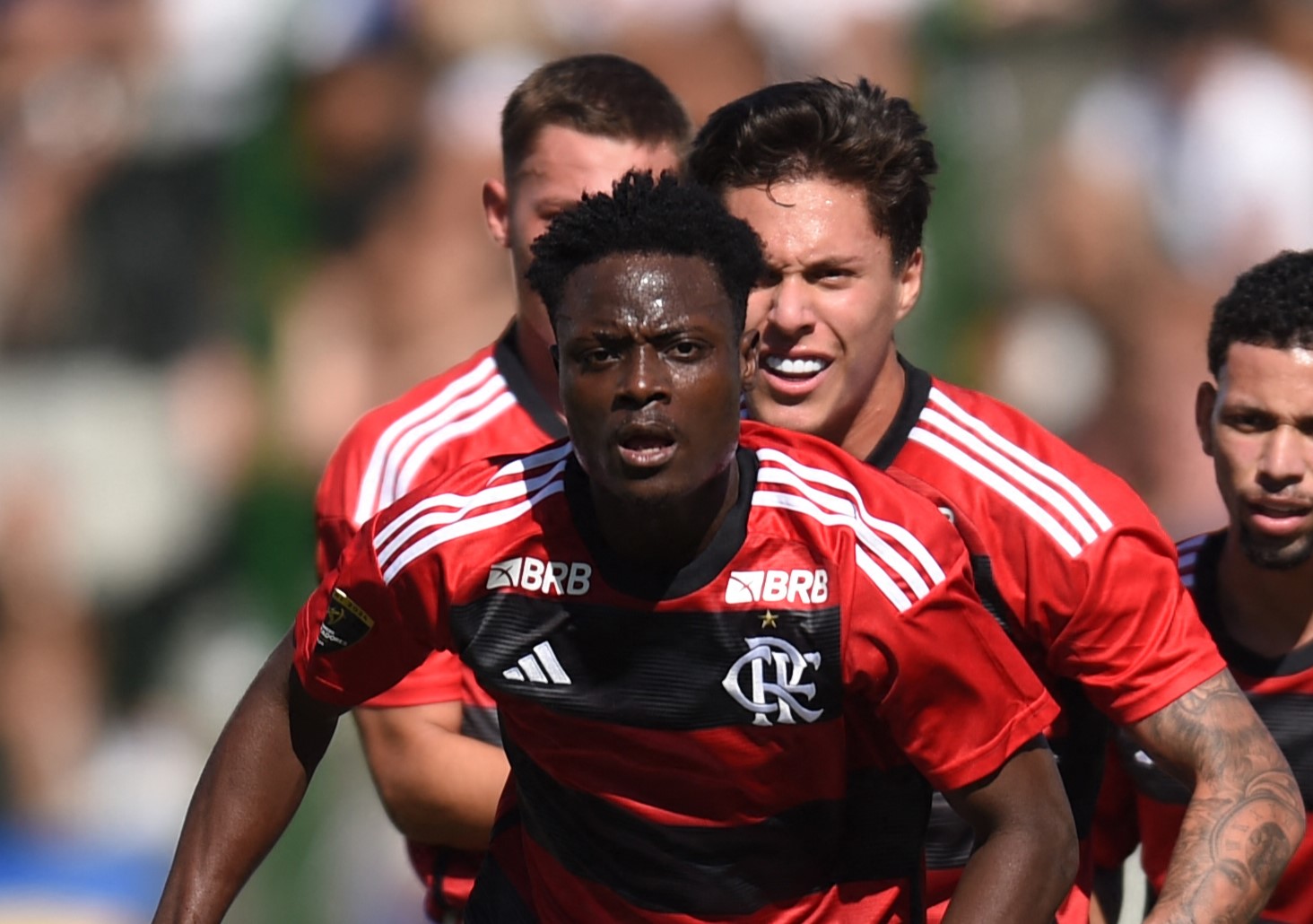 Shola comemora gol pelo Flamengo na Libertadores Sub-20; Flamengo comprou atacante nigeriano