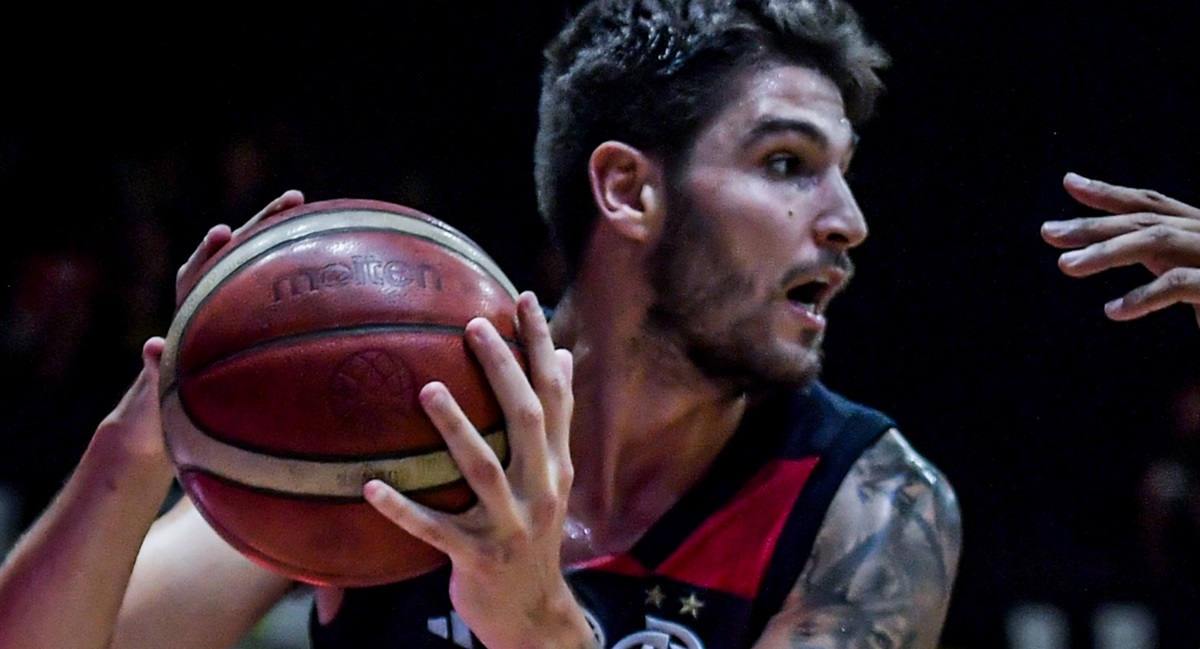 FlaBasquete anuncia 6ª renovação para próxima temporada