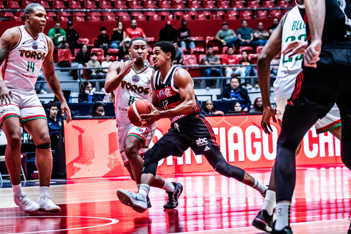 Alexey em Flamengo x Toros de Chiriqui.
