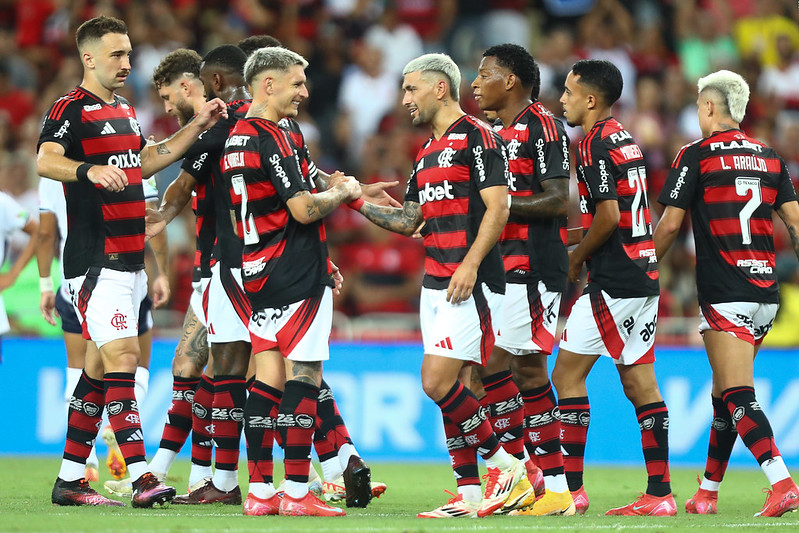 Flamengo tem 10 jogadores pré-convocados para Data Fifa
