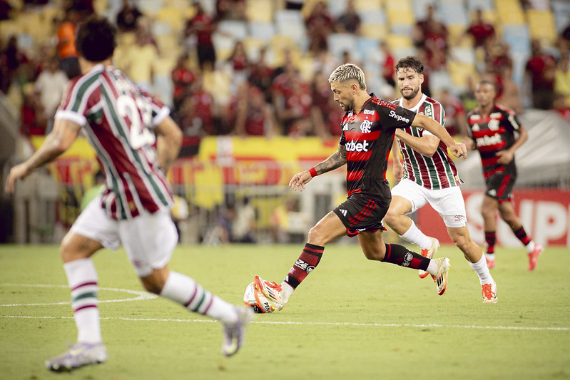 Flamengo vai dar choque de realidade no Fluminense, dispara comentarista