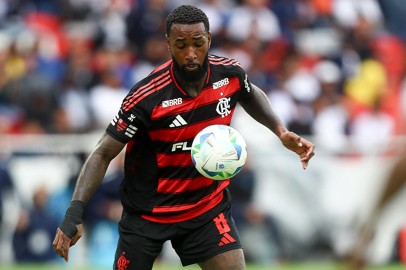Notícias do Flamengo hoje: Gerson, Colidio e Léo Ortiz
