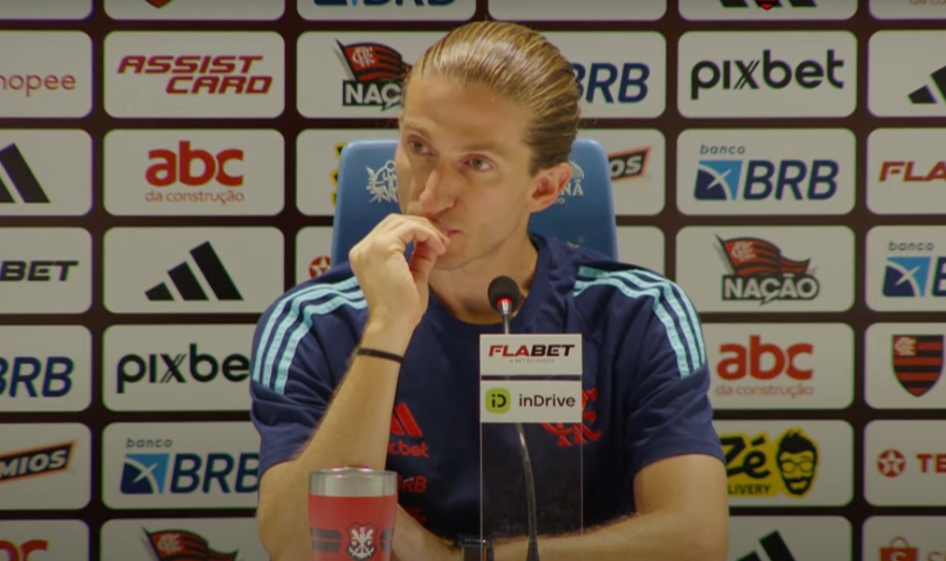 Ex-dirigente do Flamengo culpa mudanças da gestão Bap por críticas de Filipe Luís