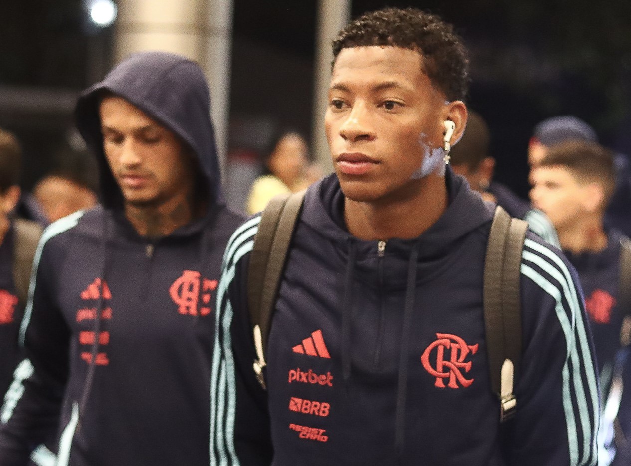 Após atrito com Equador, Flamengo anuncia retorno de Gonzalo Plata