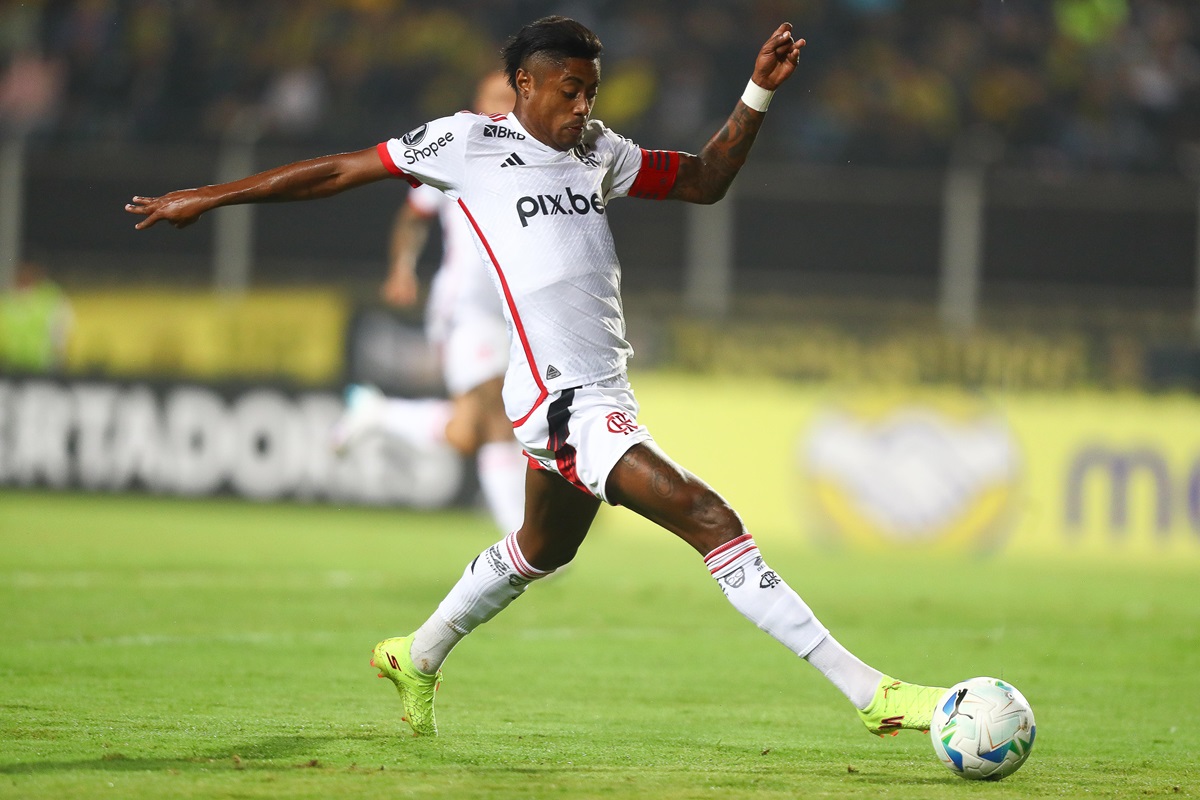 Notícias do Flamengo hoje: Bruno Henrique, Jorginho e Léo Ortiz