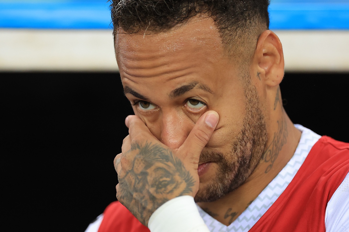 ‘Cobertura e combate’: comentarista analisa estratégia do Flamengo para neutralizar Neymar