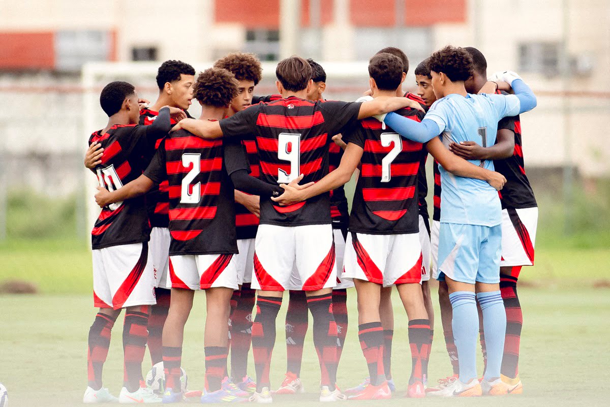 Flamengo x Botafogo pelo Brasileirão Sub-17: horário, onde assistir e prováveis escalações - 03/06/25