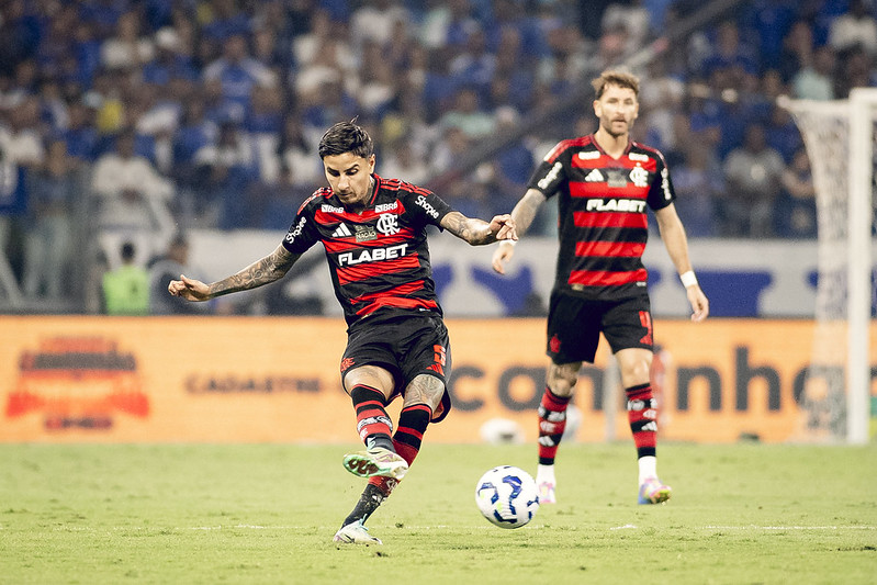 CRUZEIRO X FLAMENGO - CAMPEONATO BRASILEIRO - ESTÁDIO MINEIRÃO - 04-05-2025