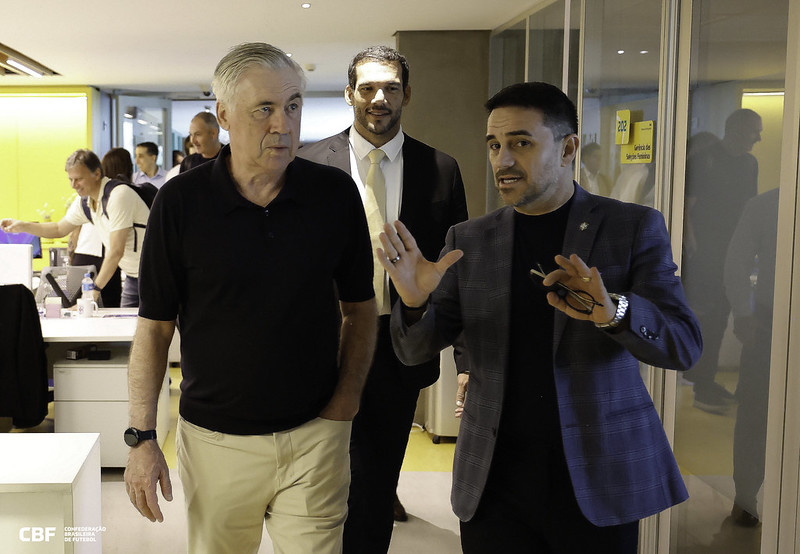 Carlo Ancelotti em primeira visita a CBF