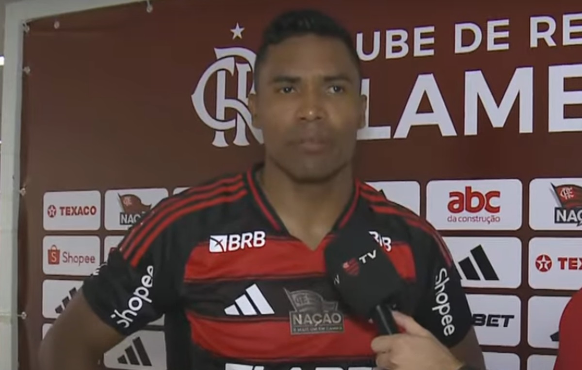 Alex Sandro liga o alerta no Flamengo sobre situação na temporada