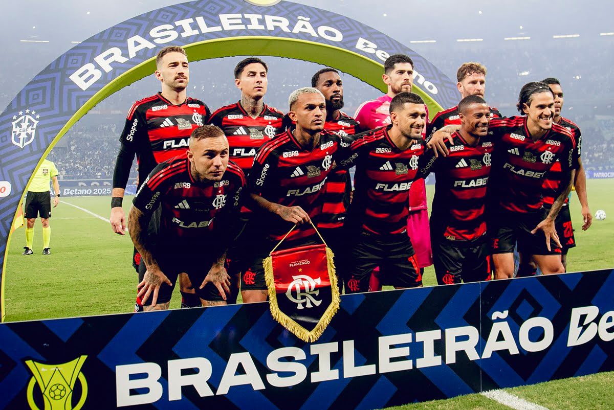 Escalação do Flamengo pra hoje contra o São Paulo