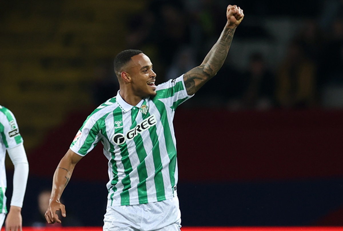 Natan celebra vitória do Betis no Campeonato Espanhol