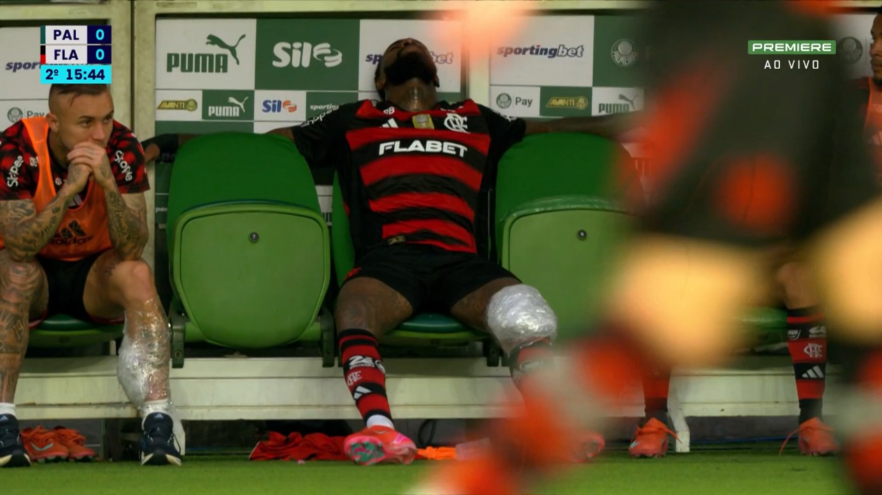 Gerson sente dores no joelho e preocupa para sequência do Flamengo