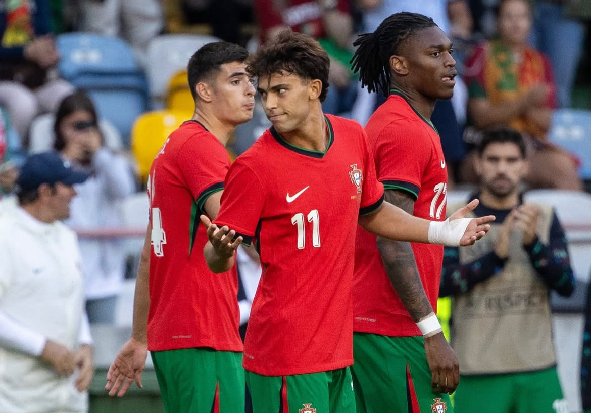 João Félix no Flamengo? Clube mira craque europeu para disputar vaga com Arrascaeta