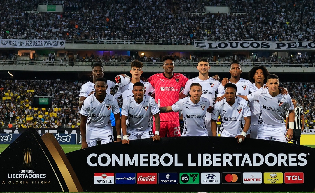 LDU tem torcida irritada, manifestações contra técnico e desfalque grave na defesa