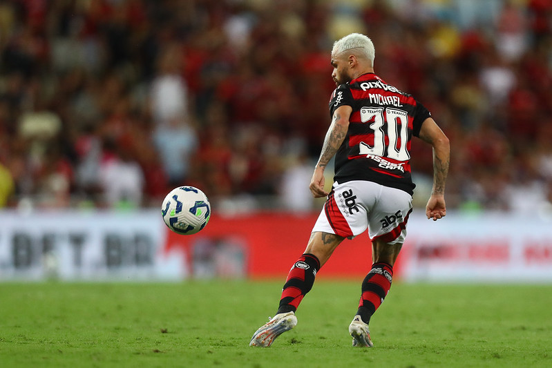 Michael não pode jogar por outro clube do Brasileirão 2025; entenda