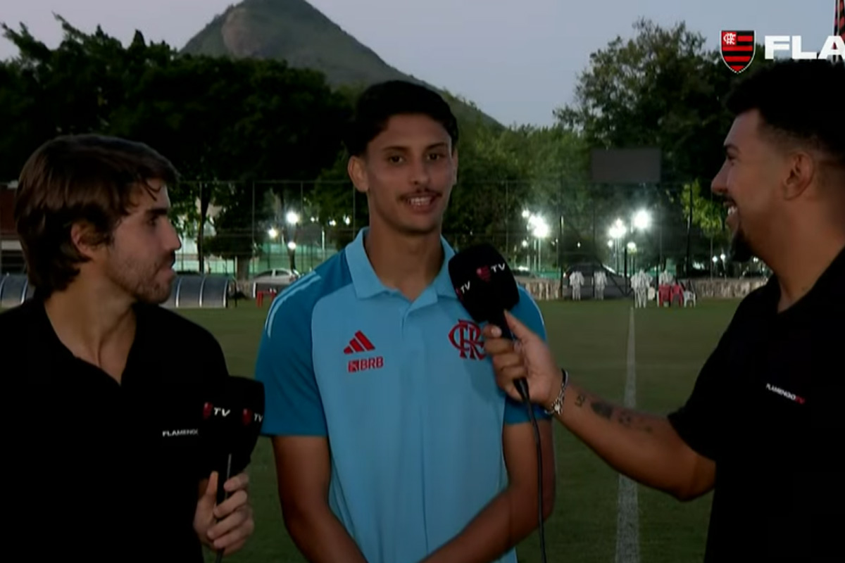 Pedro Leão exalta Nuno Campos e quer Maracanã pulsando contra Barcelona no Mundial Sub-20: 'Ansiedade a mil'