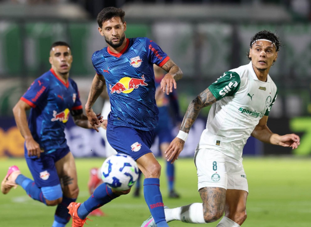 Richard Rios amplia lista de desfalques do Palmeiras contra Flamengo