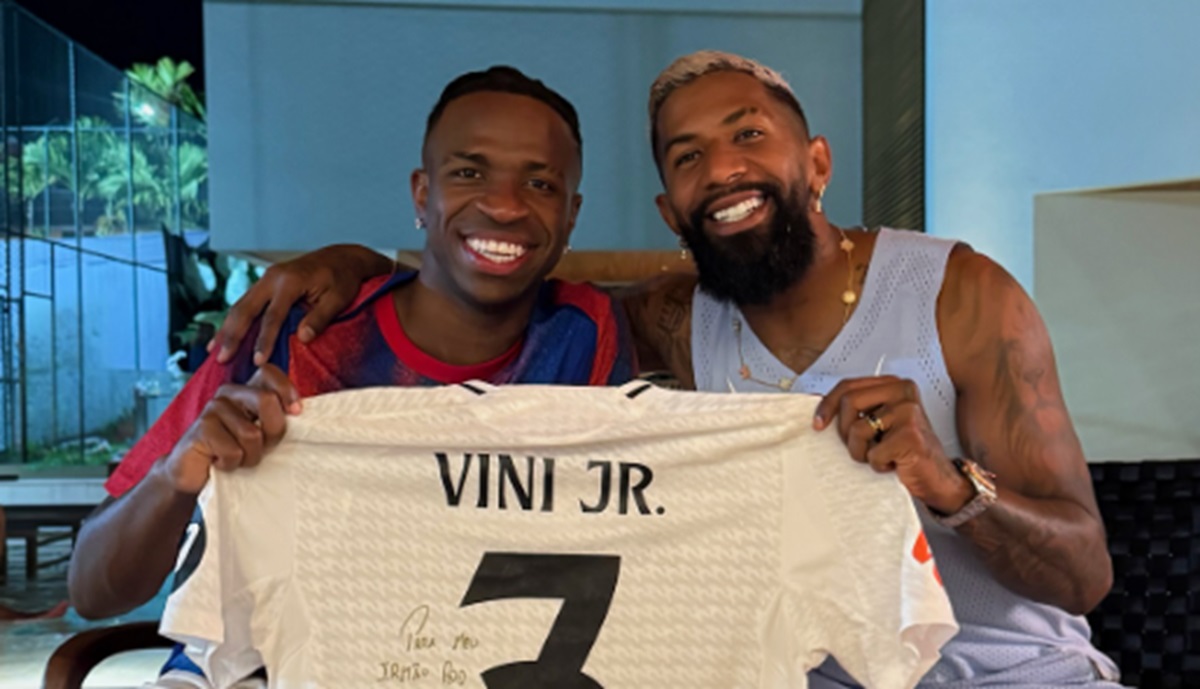 Rodinei dedica texto a Vinícius Júnior nas redes sociais