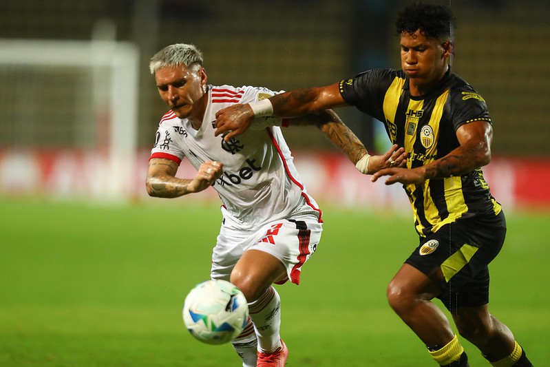 Deportivo Táchira perde lateral titular para jogo contra Flamengo