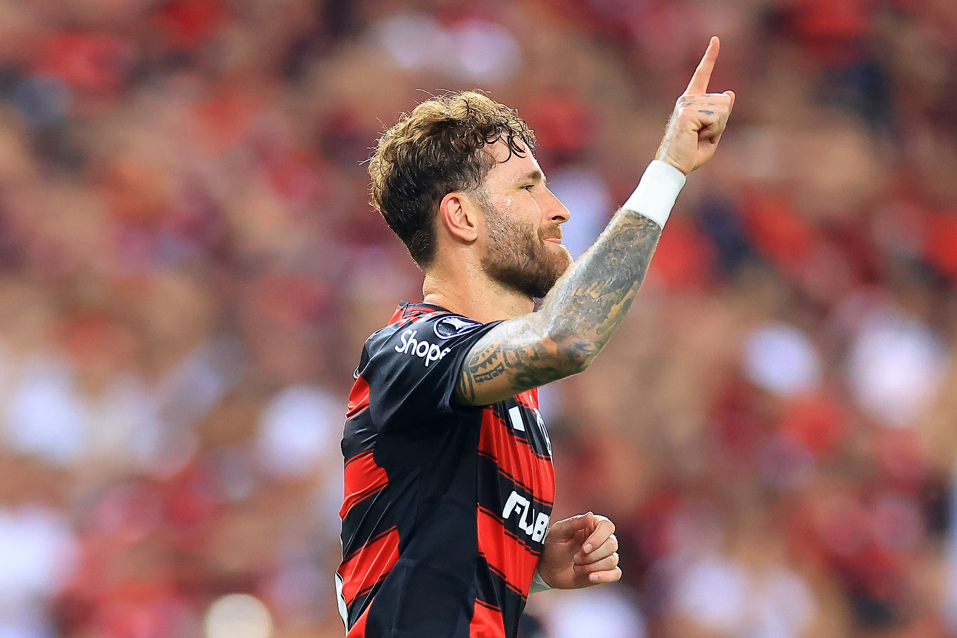 Léo Pereira manda recado à torcida rubro-negra antes de duelo contra o Los Angeles FC