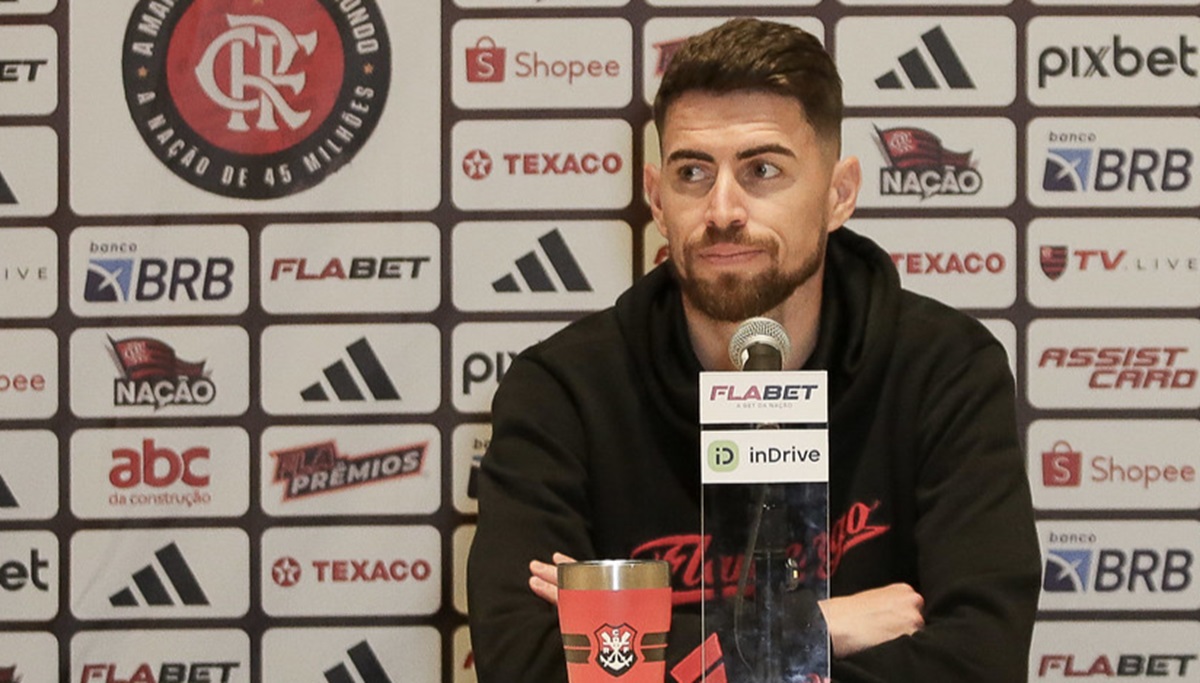 Jorginho revela como está sendo entrosamento com meio-campo do Flamengo
