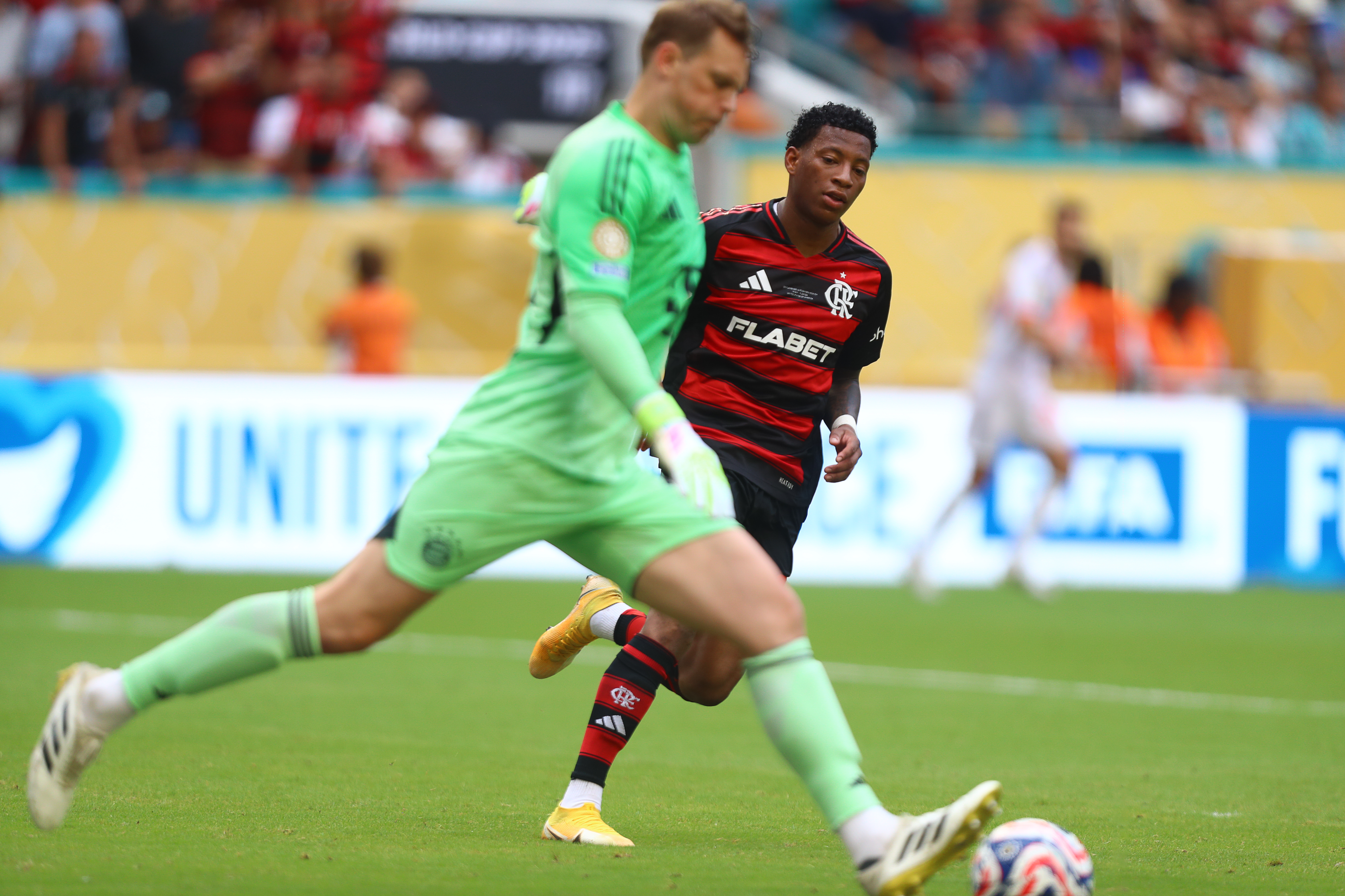 Veja a lista dos jogadores que mais correram mais de 10 kms em Flamengo x Bayern