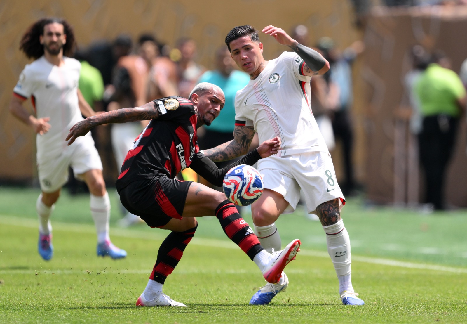 Ex-VP do Flamengo dá detalhes sobre negociações por Enzo Fernández em 2022