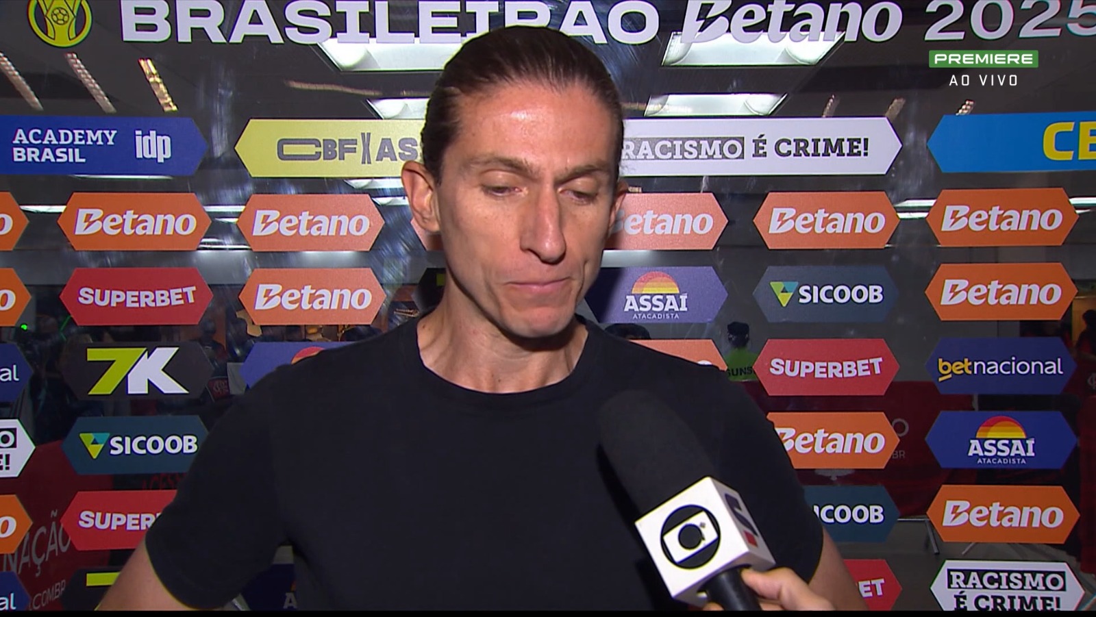 Filipe Luís evita falar sobre Pedro e comenta ausências de Pulgar e Gerson