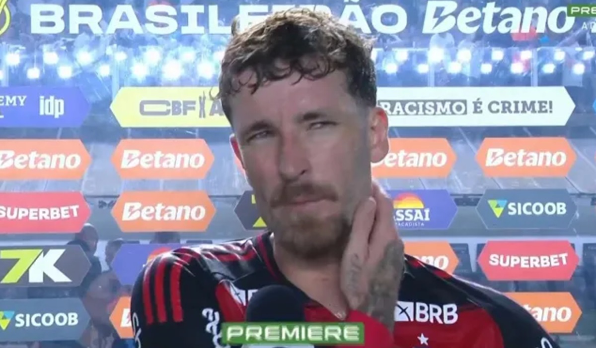 Léo Pereira faz dura crítica após derrota do Flamengo para Santos
