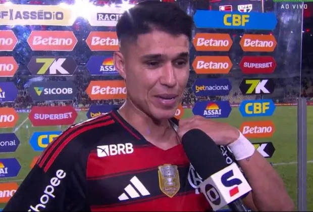 Vice-artilheiro do Flamengo, Luiz Araújo exalta momento e fala sobre respeito ao São Paulo