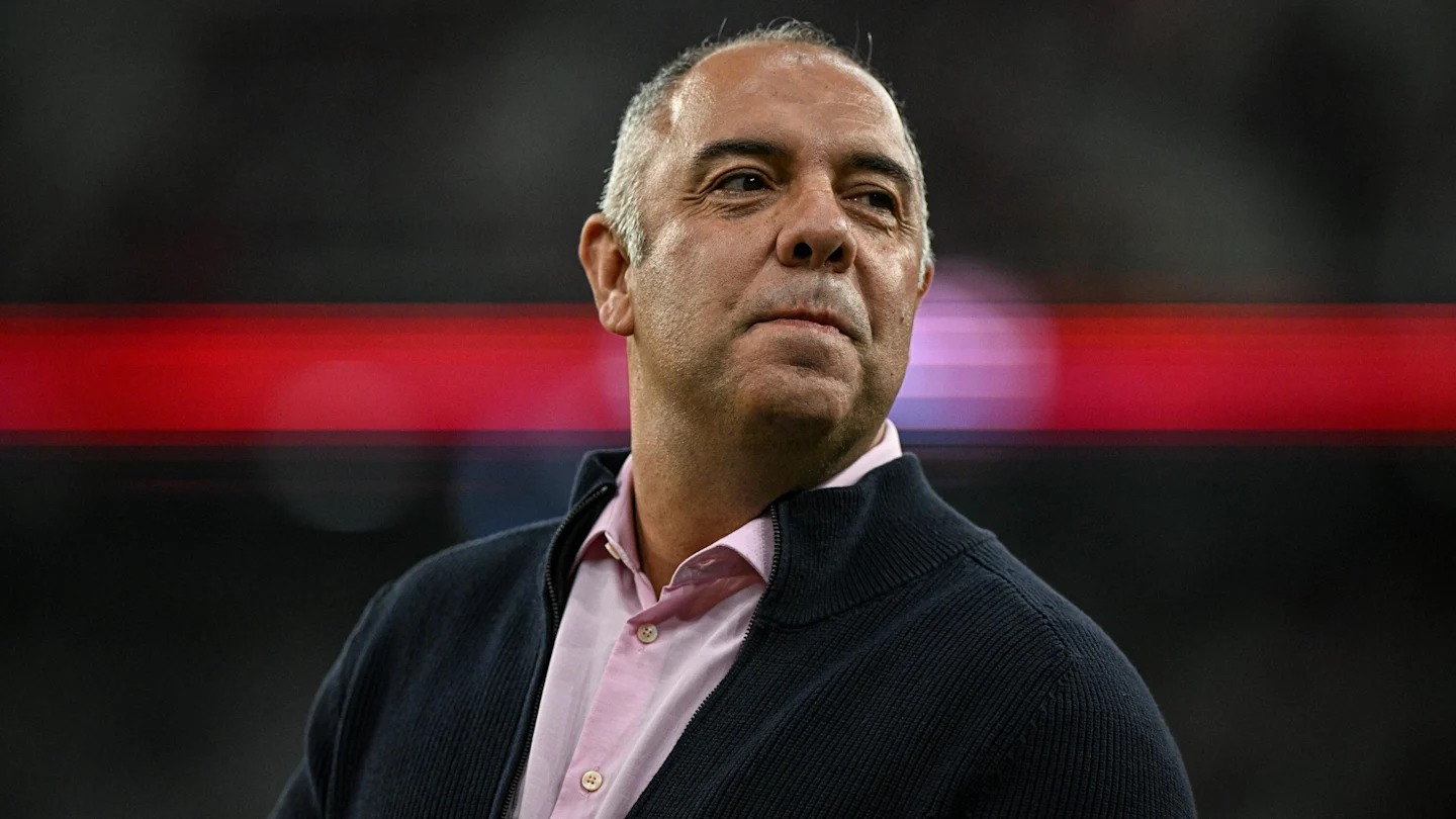 Diante de crise entre Flamengo e Boto, Braz posta resposta em rede social