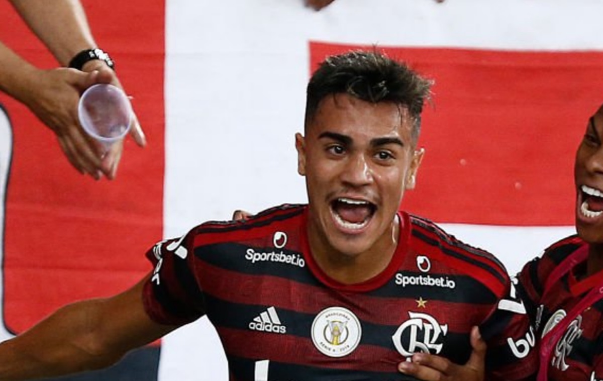 Reinier no Flamengo: clube avalia repatriar meia, diz jornal espanhol